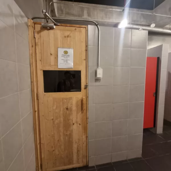 Sauna at Gold's Gym Vertis North