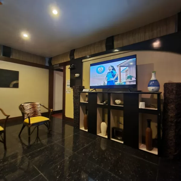 Lobby area at New York Spa Timog