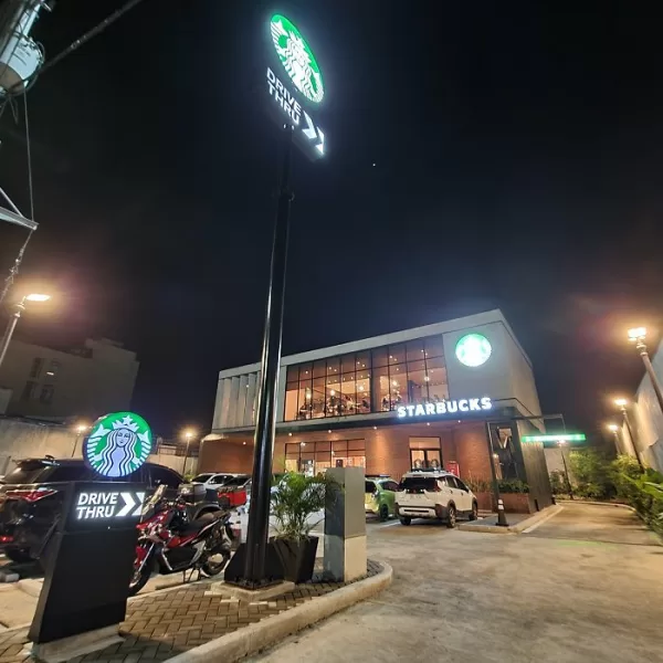 Starbucks Roosevelt drive thru