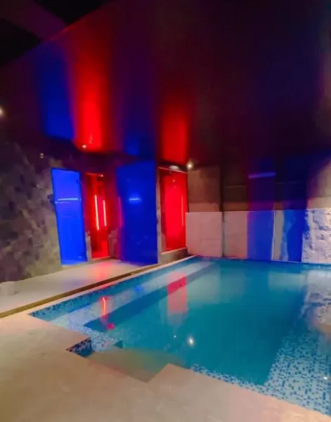 Alpha South EDSA Spa Pool and Wet Area